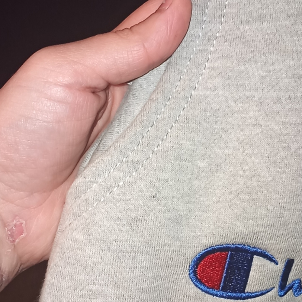 Champion fanny pack! - Picture 7 of 7